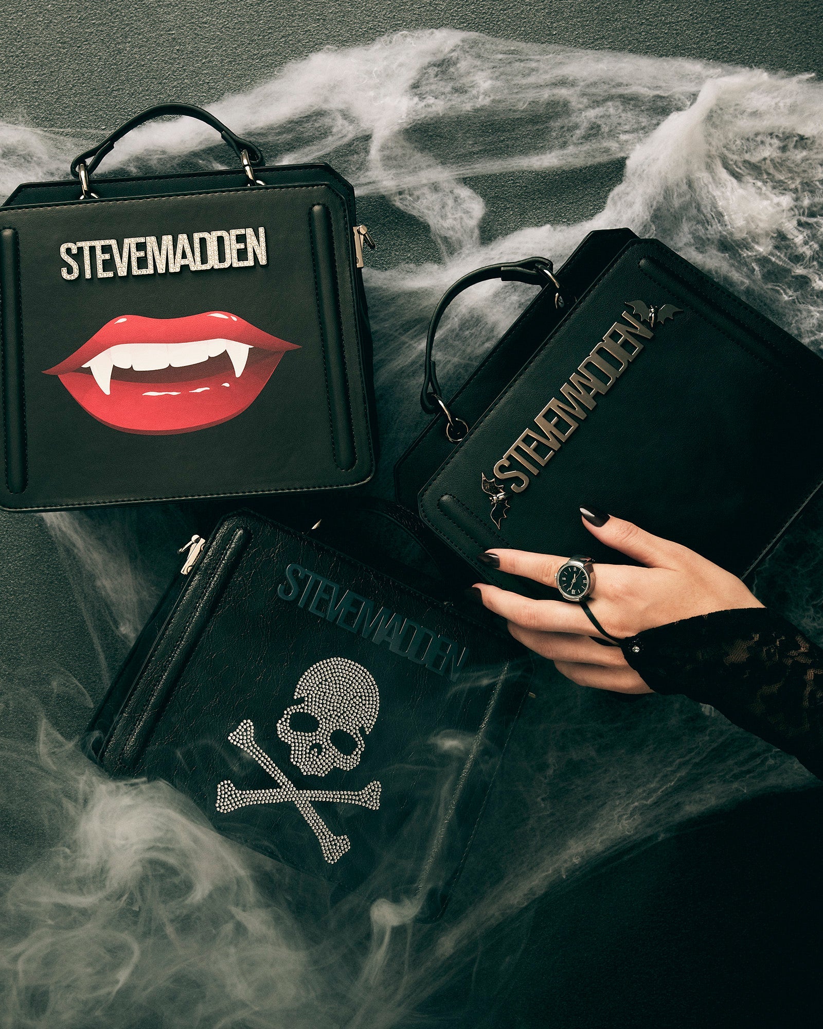EVELYN SKULL BAG BLACK