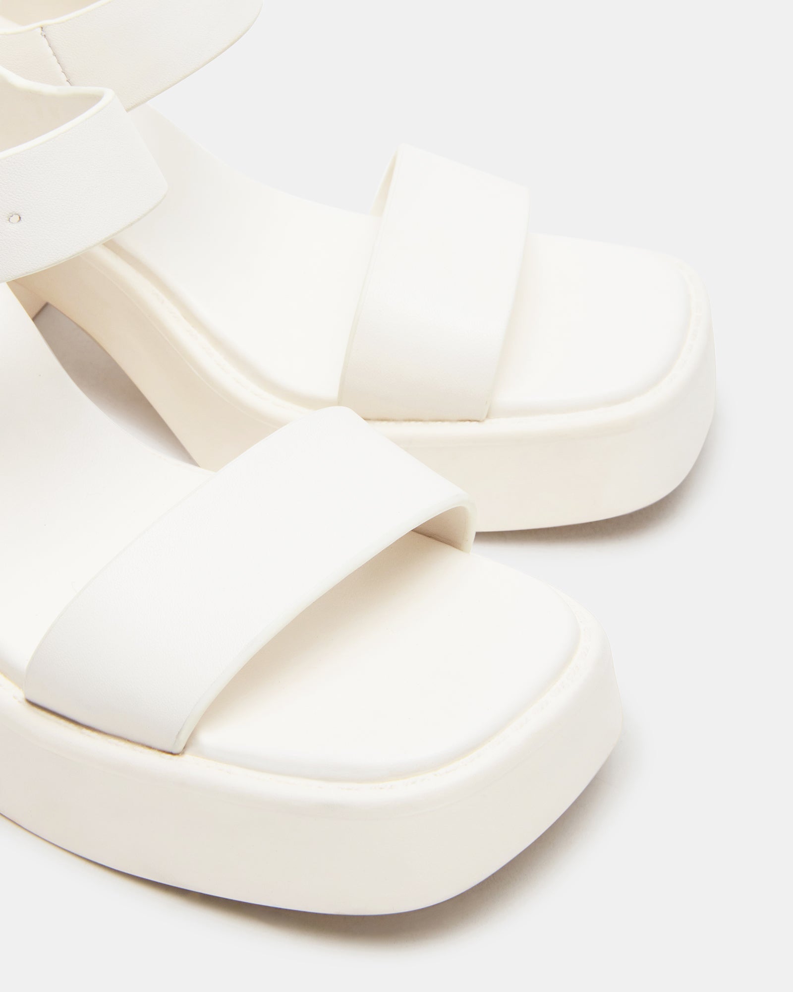 KAYLOR BONE LEATHER