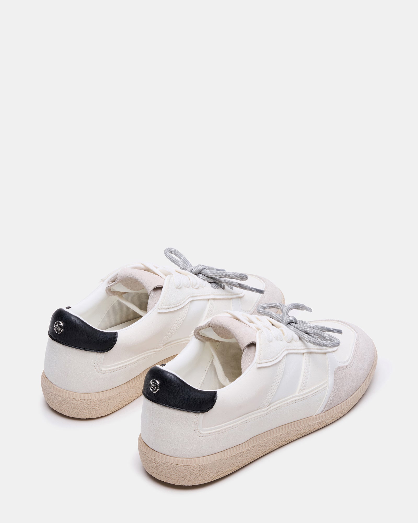 SPORTY WHITE