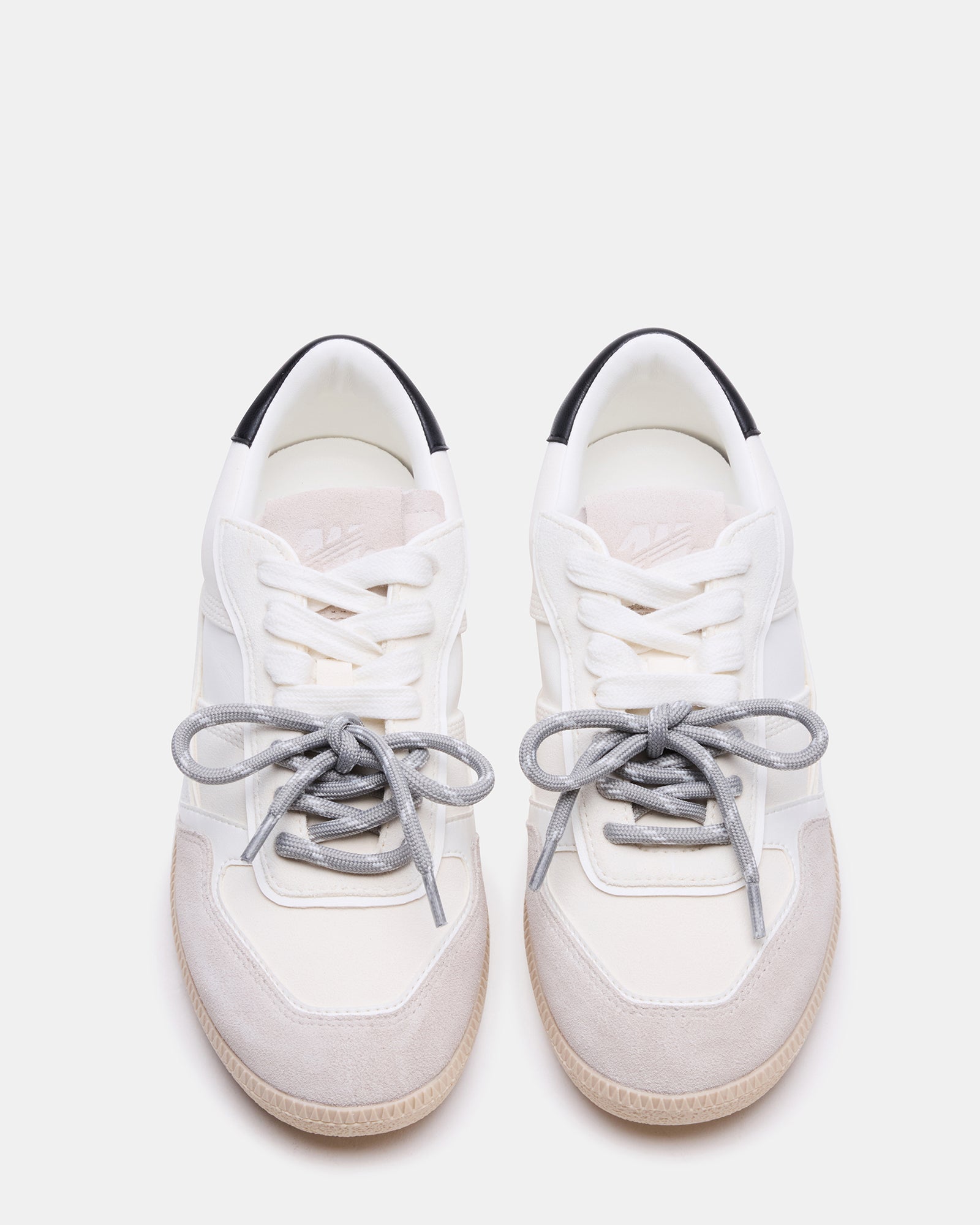 SPORTY WHITE