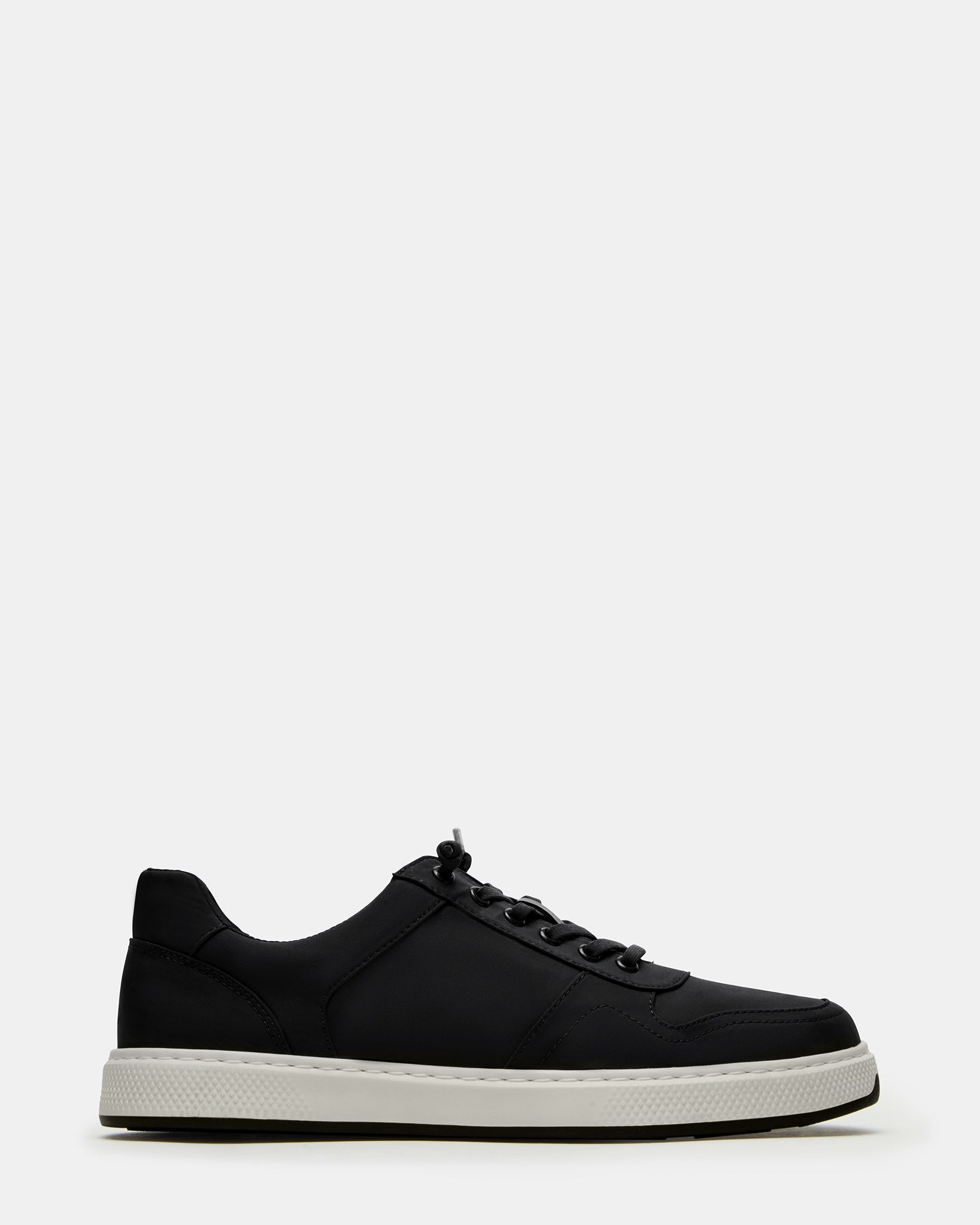 NOUCKIA BLACK