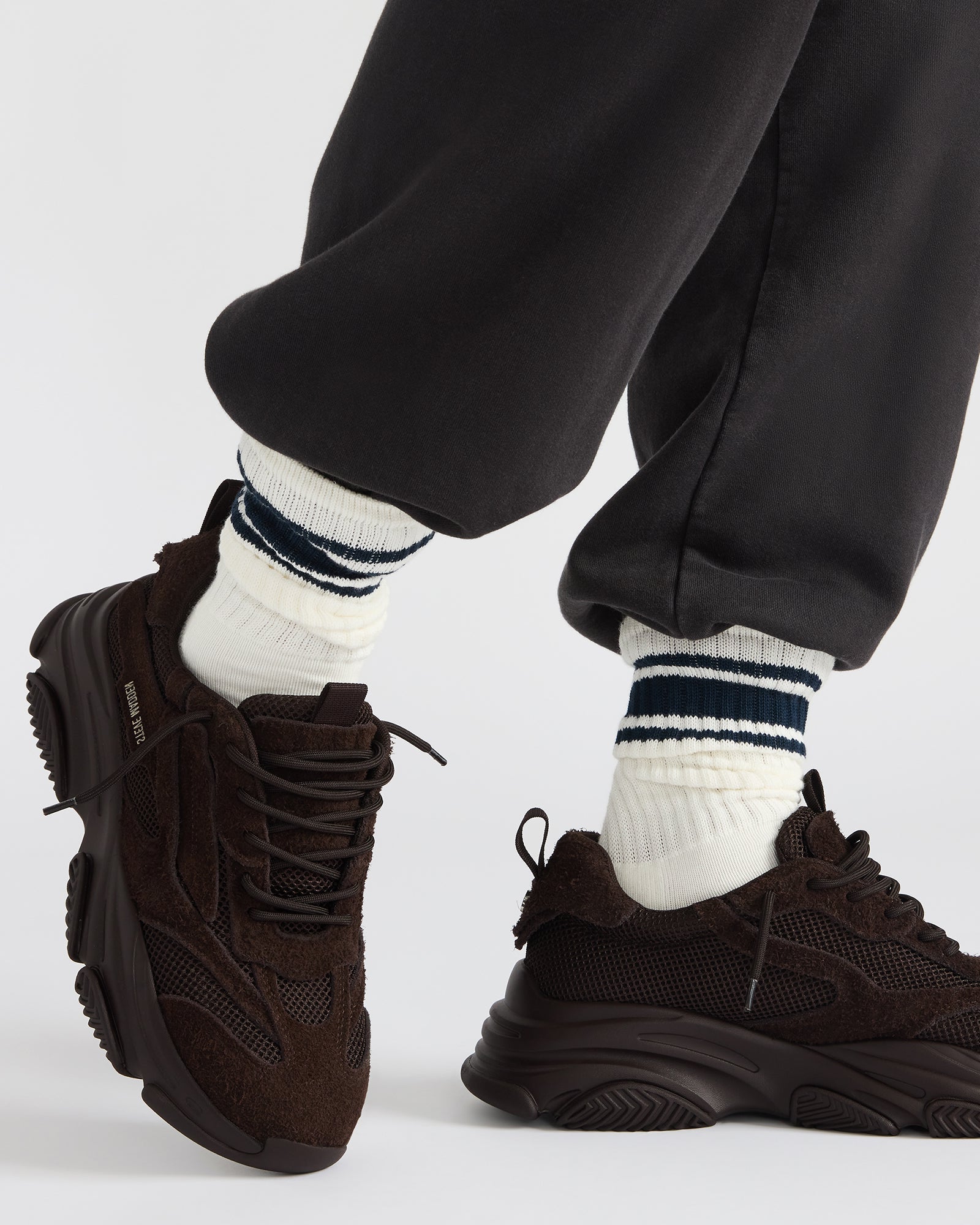 POSSESS BROWN SUEDE